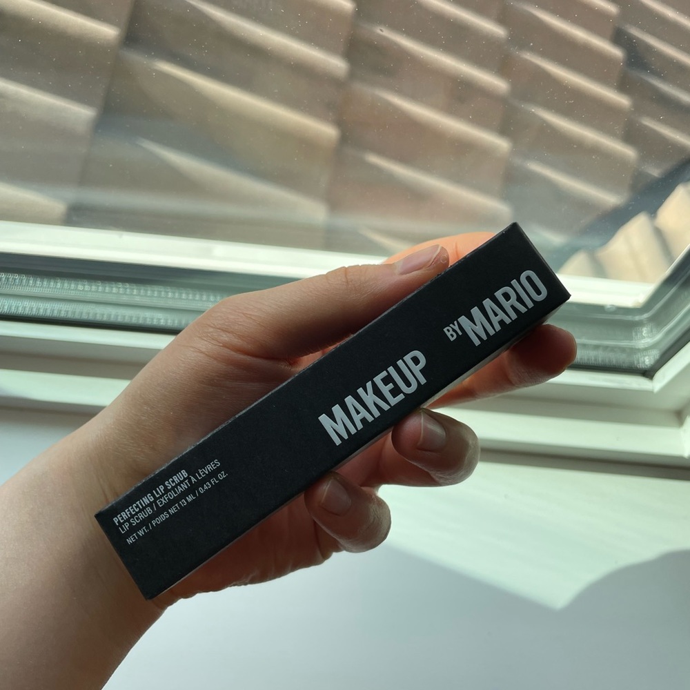 NEVER OPENED, PERFECT CONDITION Makeup by Mario Lip Scrub